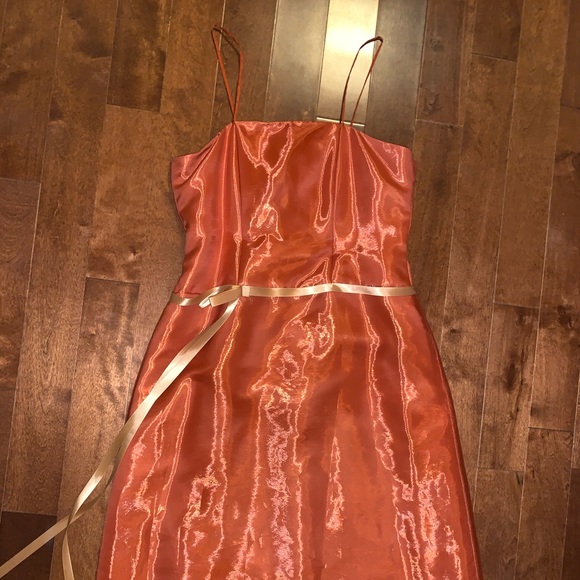 Knee length cocktail dress. - Picture 1 of 3